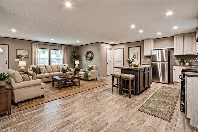 2140 Poole Town Road, Asheboro, NC 27205