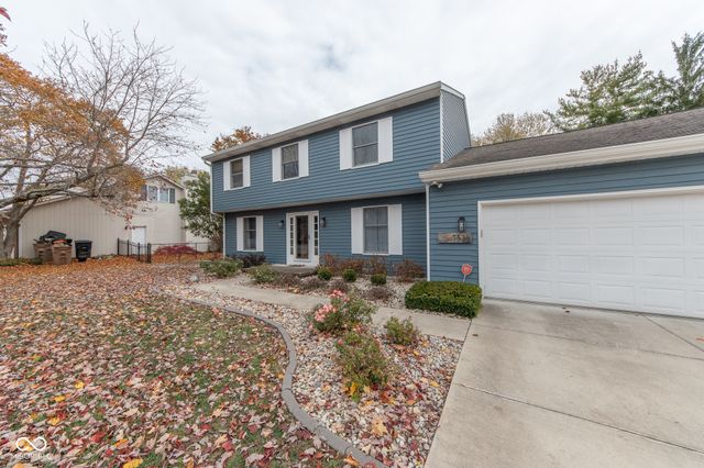 3635 River Road, Columbus, IN 47203