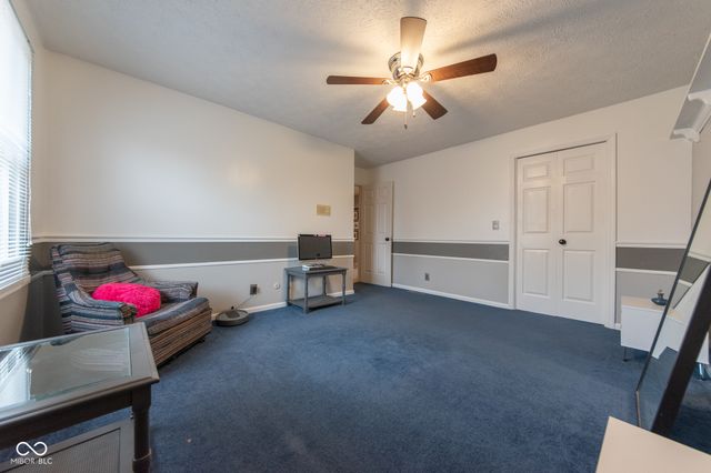 3635 River Road, Columbus, IN 47203