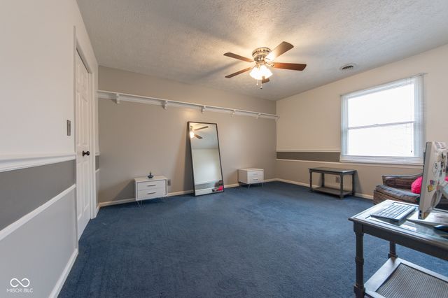 3635 River Road, Columbus, IN 47203