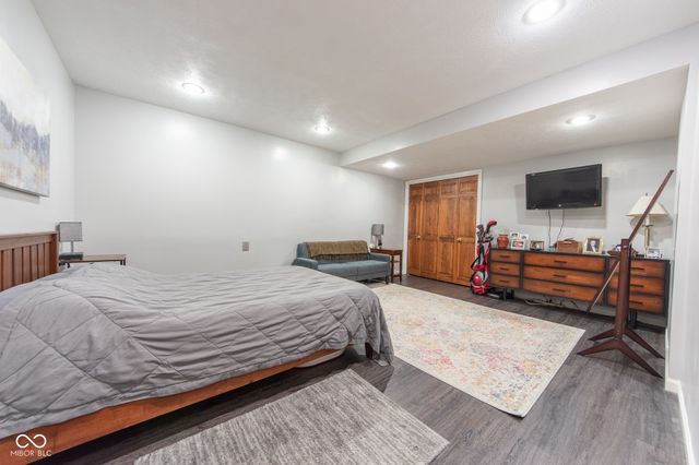 3635 River Road, Columbus, IN 47203