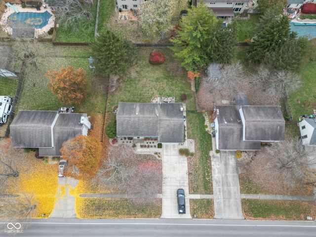 3635 River Road, Columbus, IN 47203