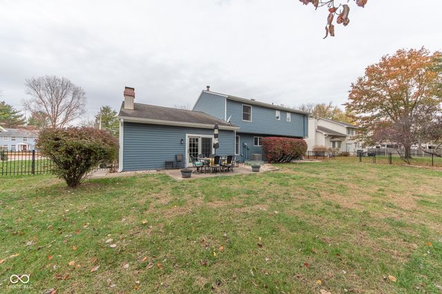 3635 River Road, Columbus, IN 47203
