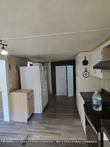 930 Old Halifax Road, Zebulon, NC 27597