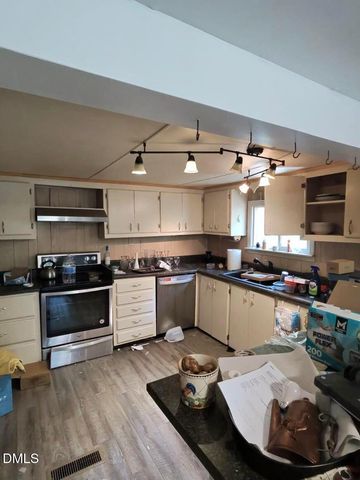 930 Old Halifax Road, Zebulon, NC 27597