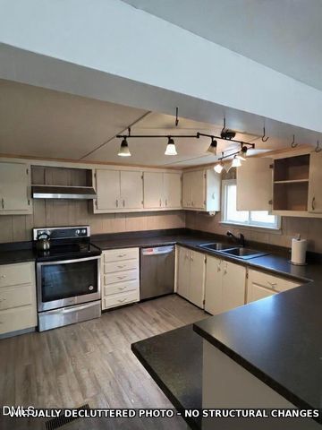 930 Old Halifax Road, Zebulon, NC 27597