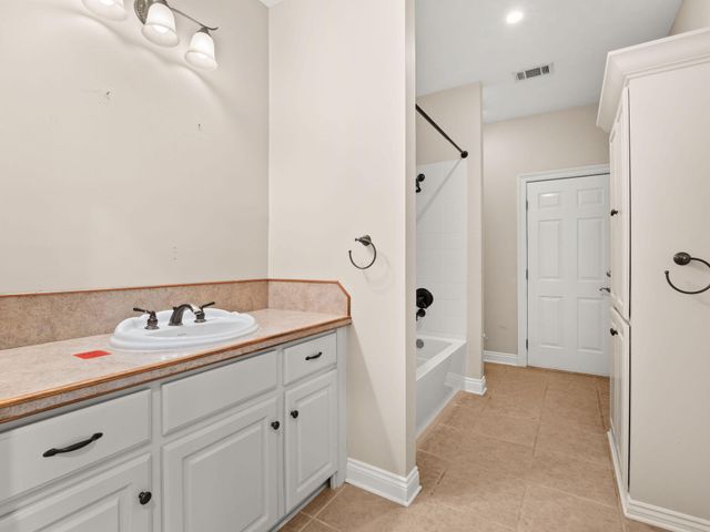 125 Marvin Shirley Rd, Deridder, LA 70634