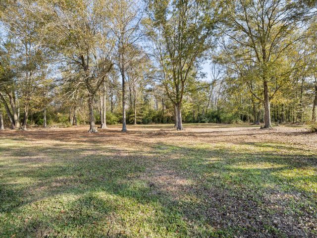 125 Marvin Shirley Rd, Deridder, LA 70634