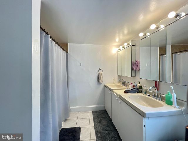 416 N 31ST ST, Philadelphia, PA 19104