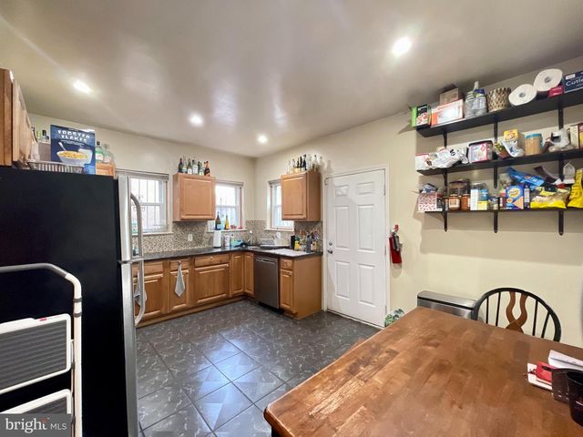 416 N 31ST ST, Philadelphia, PA 19104