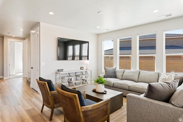 1109 N PASEOS ST, Washington, UT 84780