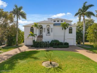 524 Spinnaker DR, Marco Island, FL 34145