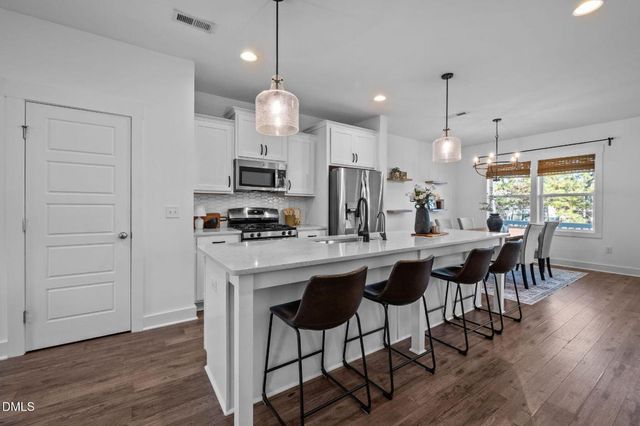 614 Great Ridge Parkway, Chapel Hill, NC 27516