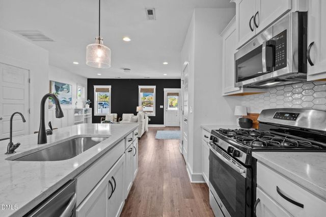 614 Great Ridge Parkway, Chapel Hill, NC 27516