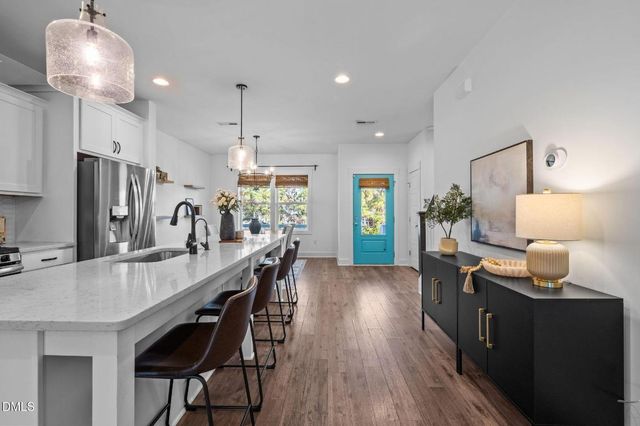 614 Great Ridge Parkway, Chapel Hill, NC 27516