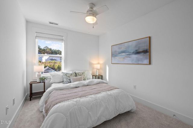 614 Great Ridge Parkway, Chapel Hill, NC 27516