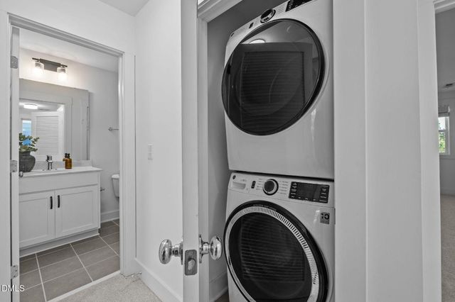 614 Great Ridge Parkway, Chapel Hill, NC 27516