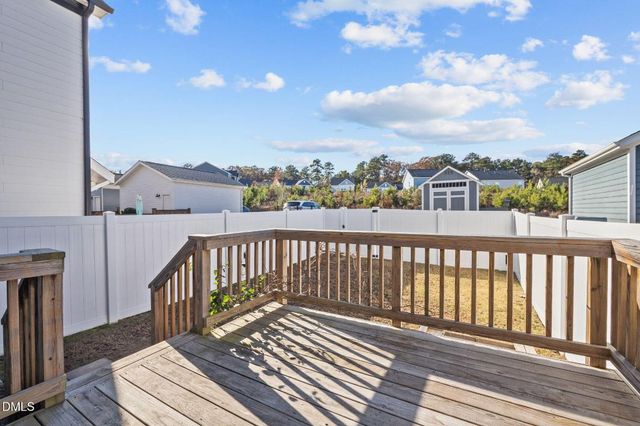 614 Great Ridge Parkway, Chapel Hill, NC 27516