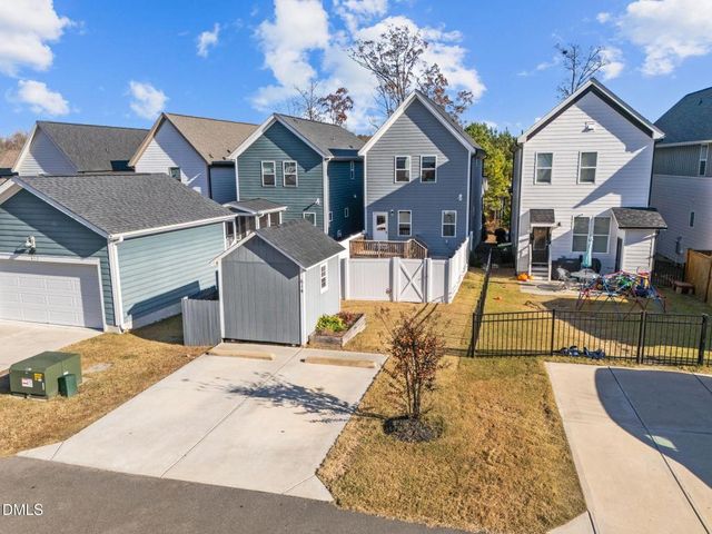 614 Great Ridge Parkway, Chapel Hill, NC 27516