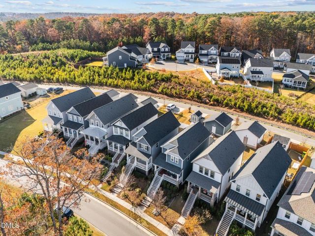 614 Great Ridge Parkway, Chapel Hill, NC 27516