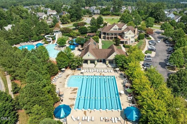 614 Great Ridge Parkway, Chapel Hill, NC 27516