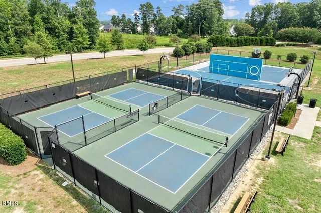 614 Great Ridge Parkway, Chapel Hill, NC 27516