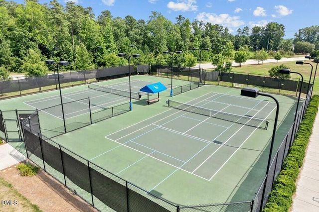 614 Great Ridge Parkway, Chapel Hill, NC 27516