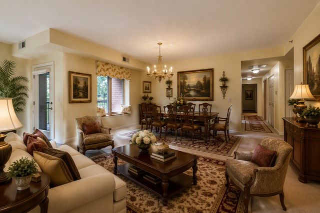 865 E 22nd. Street 102, Lombard, IL 60148