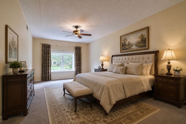 865 E 22nd. Street 102, Lombard, IL 60148