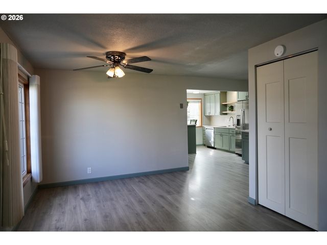 4005 S F St, Springfield, OR 97478