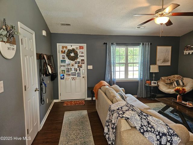 605 Fallow Court, Sneads Ferry, NC 28460