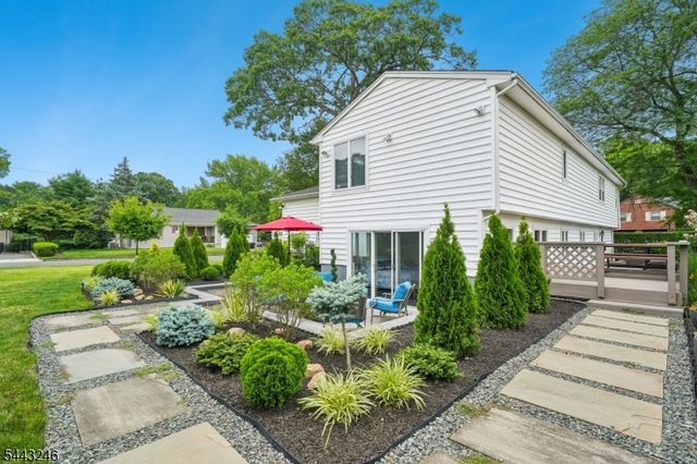 1 Archbridge Ln, Springfield Twp., NJ 07081