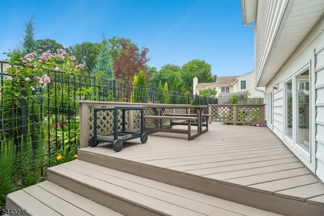 1 Archbridge Ln, Springfield Twp., NJ 07081