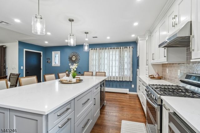 1 Archbridge Ln, Springfield Twp., NJ 07081