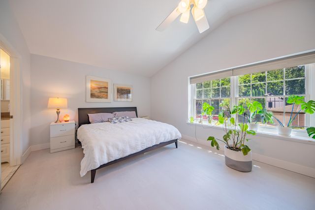 3085 N Foxridge Court, Ann Arbor, MI 48105