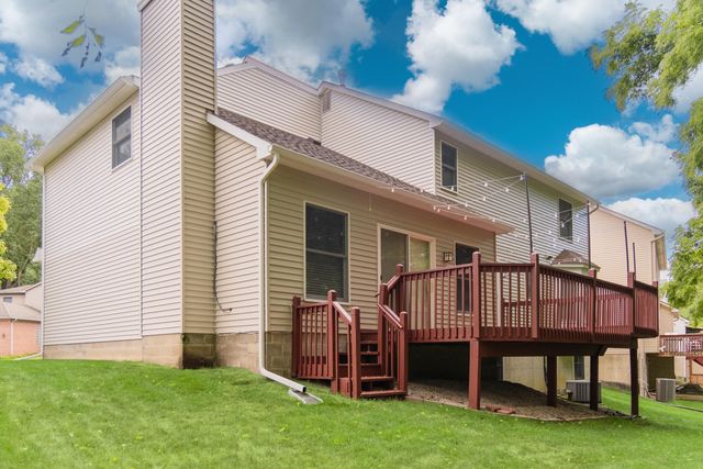 3085 N Foxridge Court, Ann Arbor, MI 48105