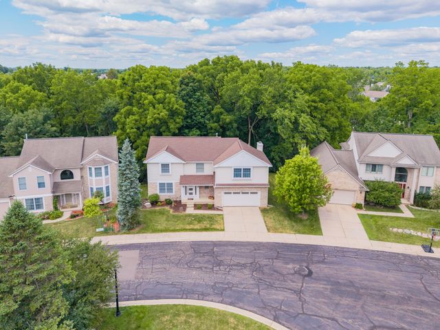 3085 N Foxridge Court, Ann Arbor, MI 48105