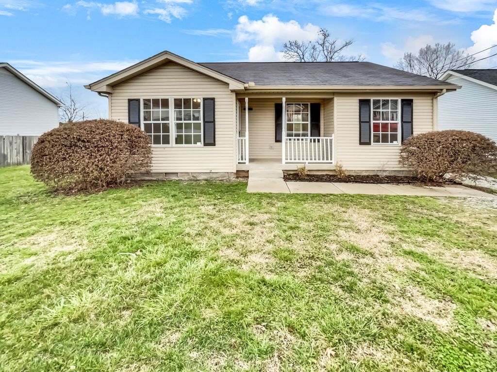 1820 Mars St, La Vergne, TN 37086