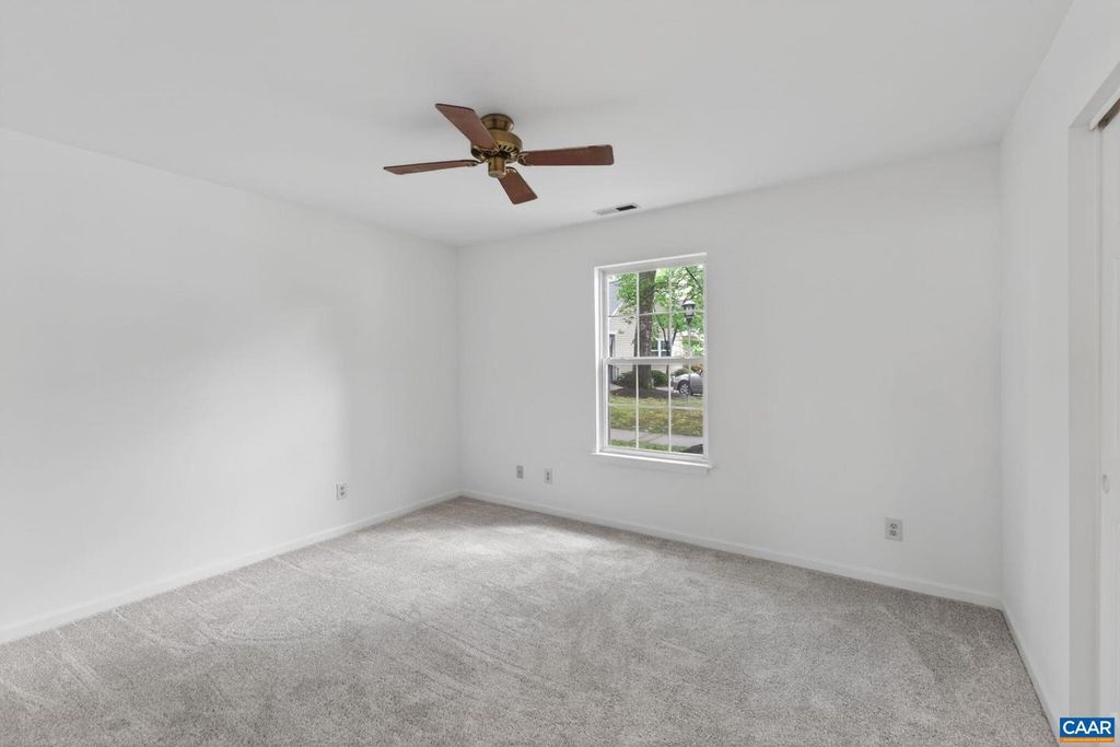 Image 23 of property listing at 1242 GAZEBO CT, Charlottesville, VA 22901