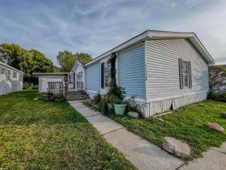 21548 Clochette Drive, Macomb, MI 48044