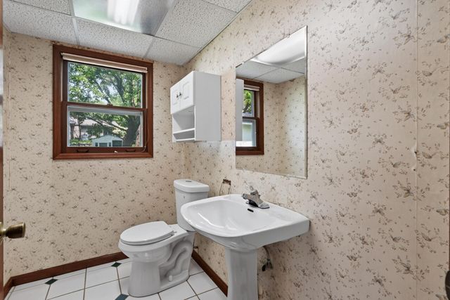 13400 Orchard Road, Minnetonka, MN 55305