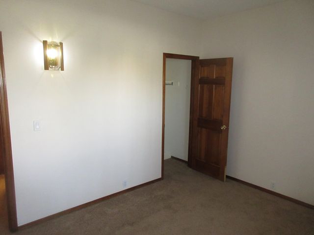 6904 La Costa Drive NE, Albuquerque, NM 87111