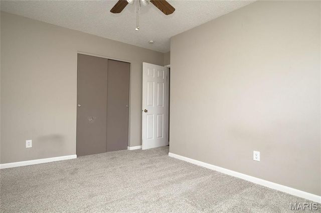 4961 Brookton Way, St Louis, MO 63128
