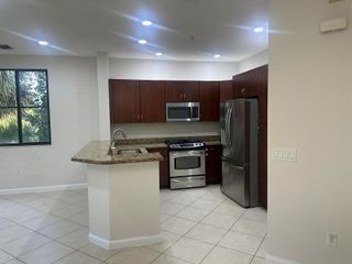 3020 NW 125th Avenue 315, Sunrise, FL 33323