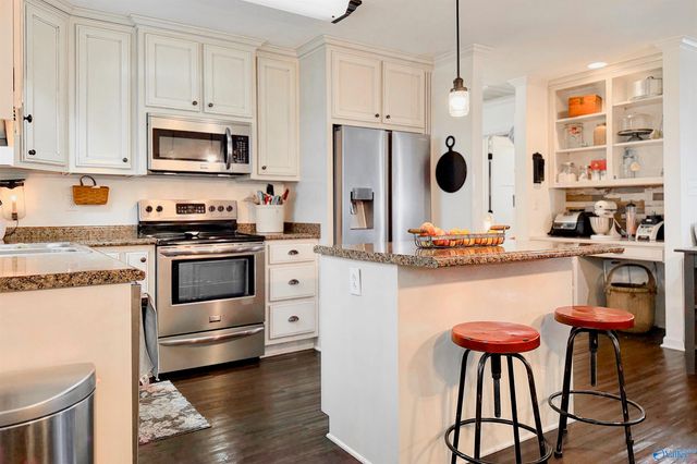 711 Short Street SE, Hartselle, AL 35640