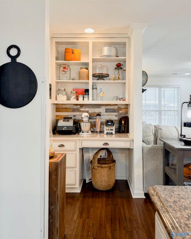 711 Short Street SE, Hartselle, AL 35640