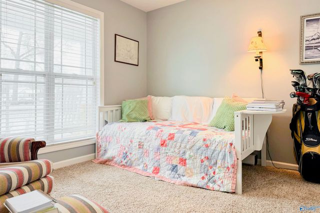 711 Short Street SE, Hartselle, AL 35640