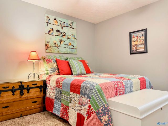 711 Short Street SE, Hartselle, AL 35640