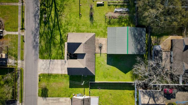 711 Short Street SE, Hartselle, AL 35640