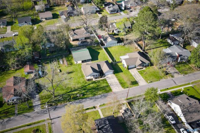 711 Short Street SE, Hartselle, AL 35640